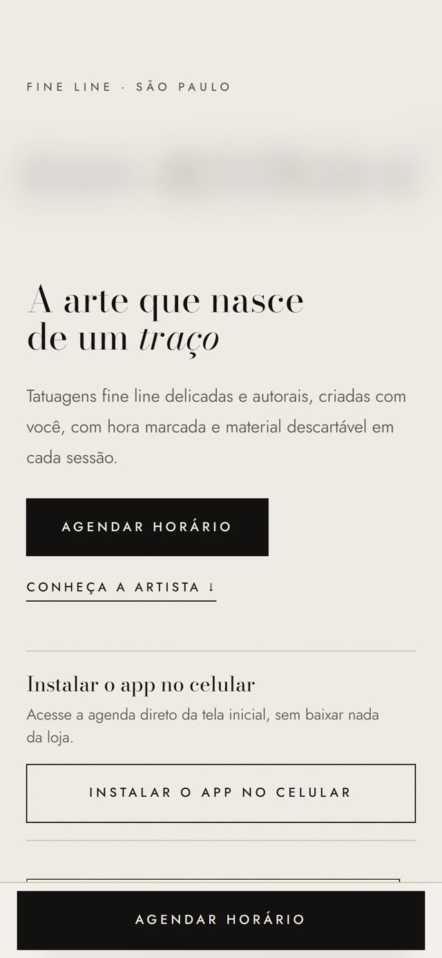 Tela inicial do site de um estúdio de tatuagem fine line, no celular